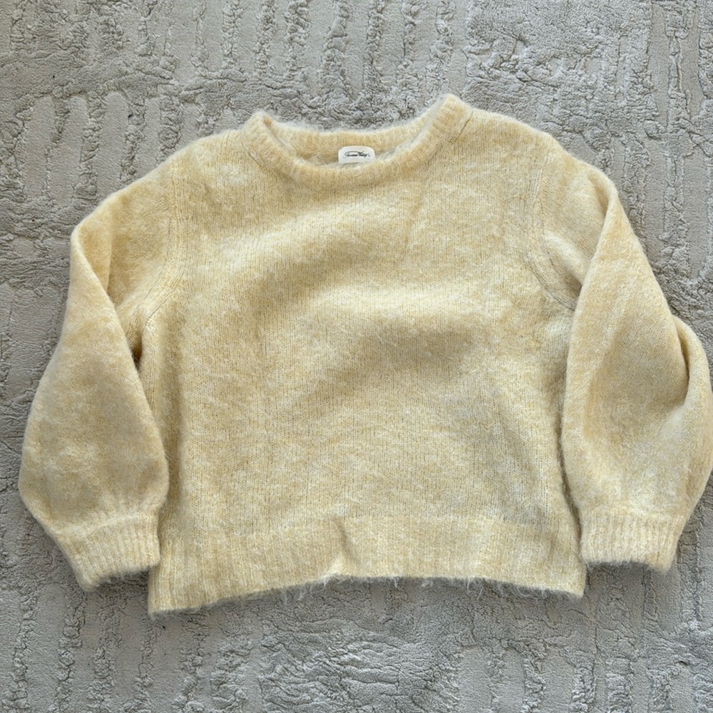 COPY - American Vintage Butter yellow sweater